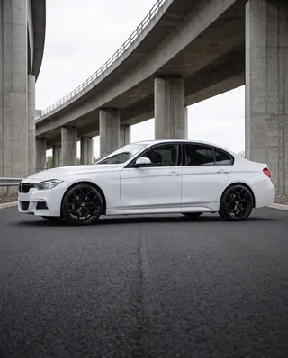 BMW Serie 3 blanco completo con AXYS TER